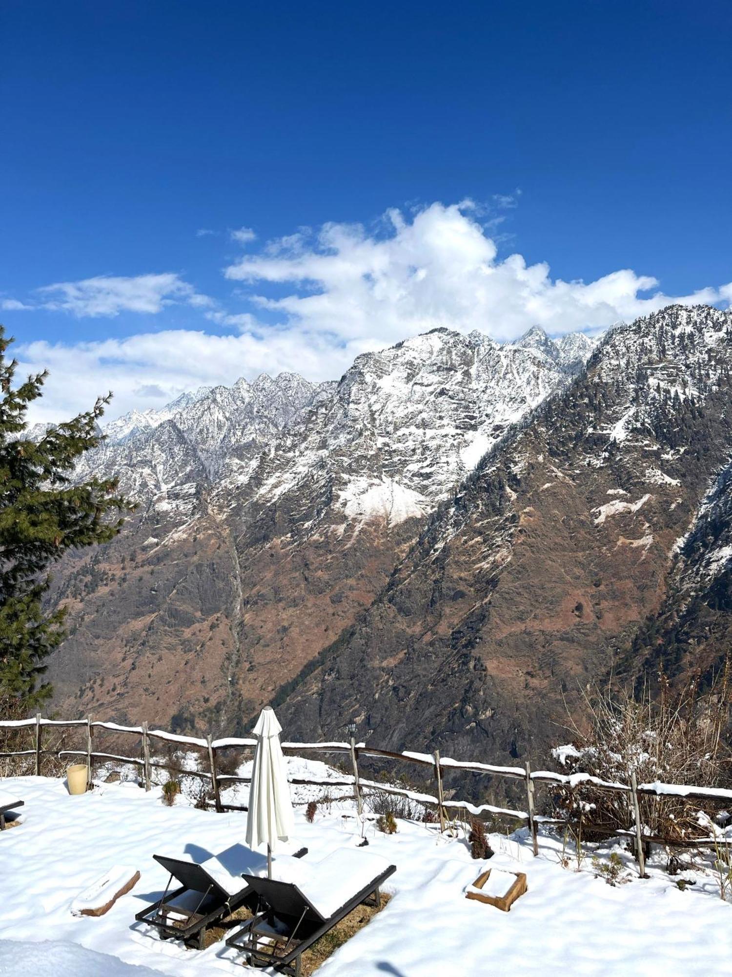 Faraway Cottages, Auli Joshīmath Dış mekan fotoğraf