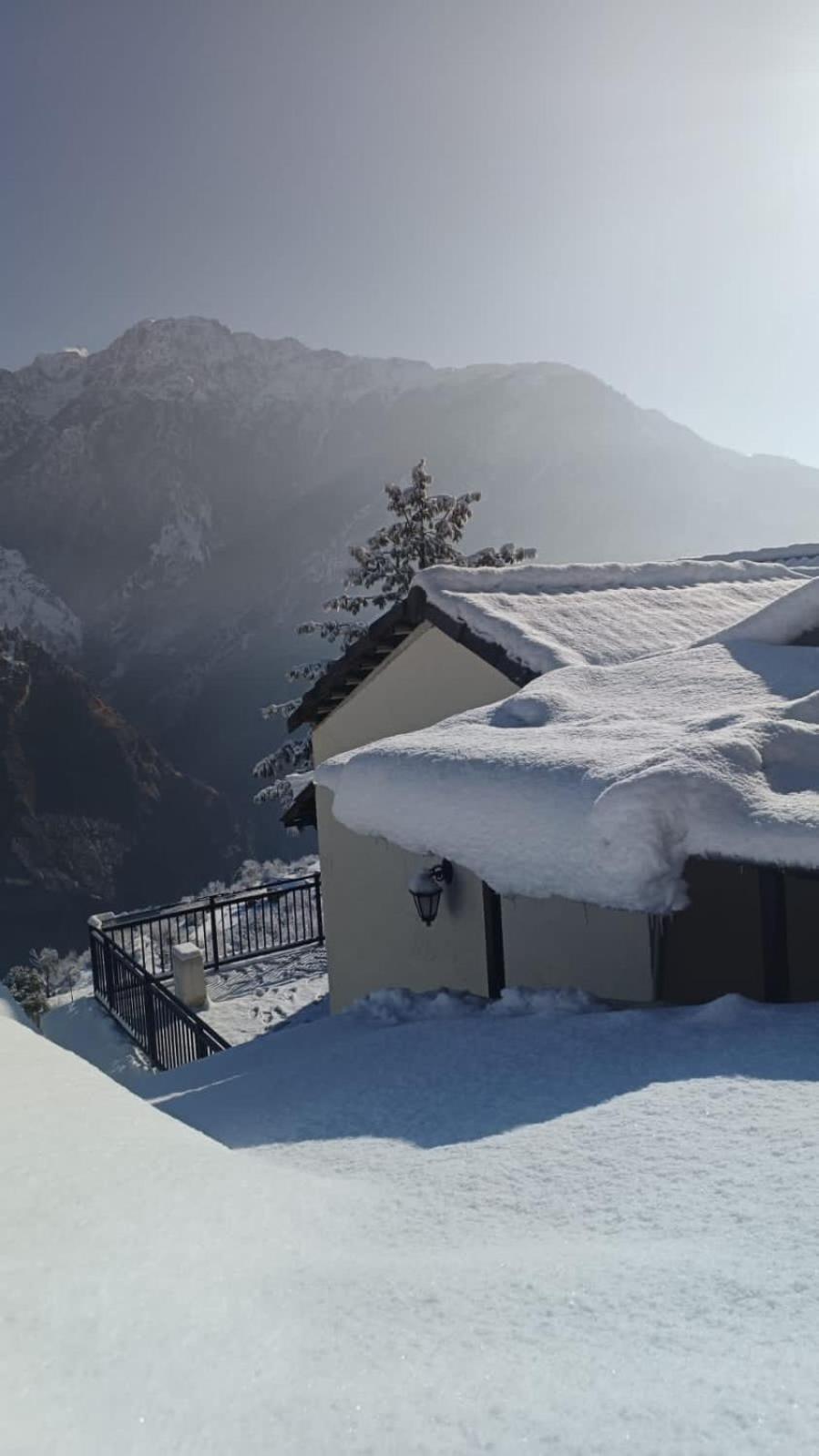 Faraway Cottages, Auli Joshīmath Dış mekan fotoğraf