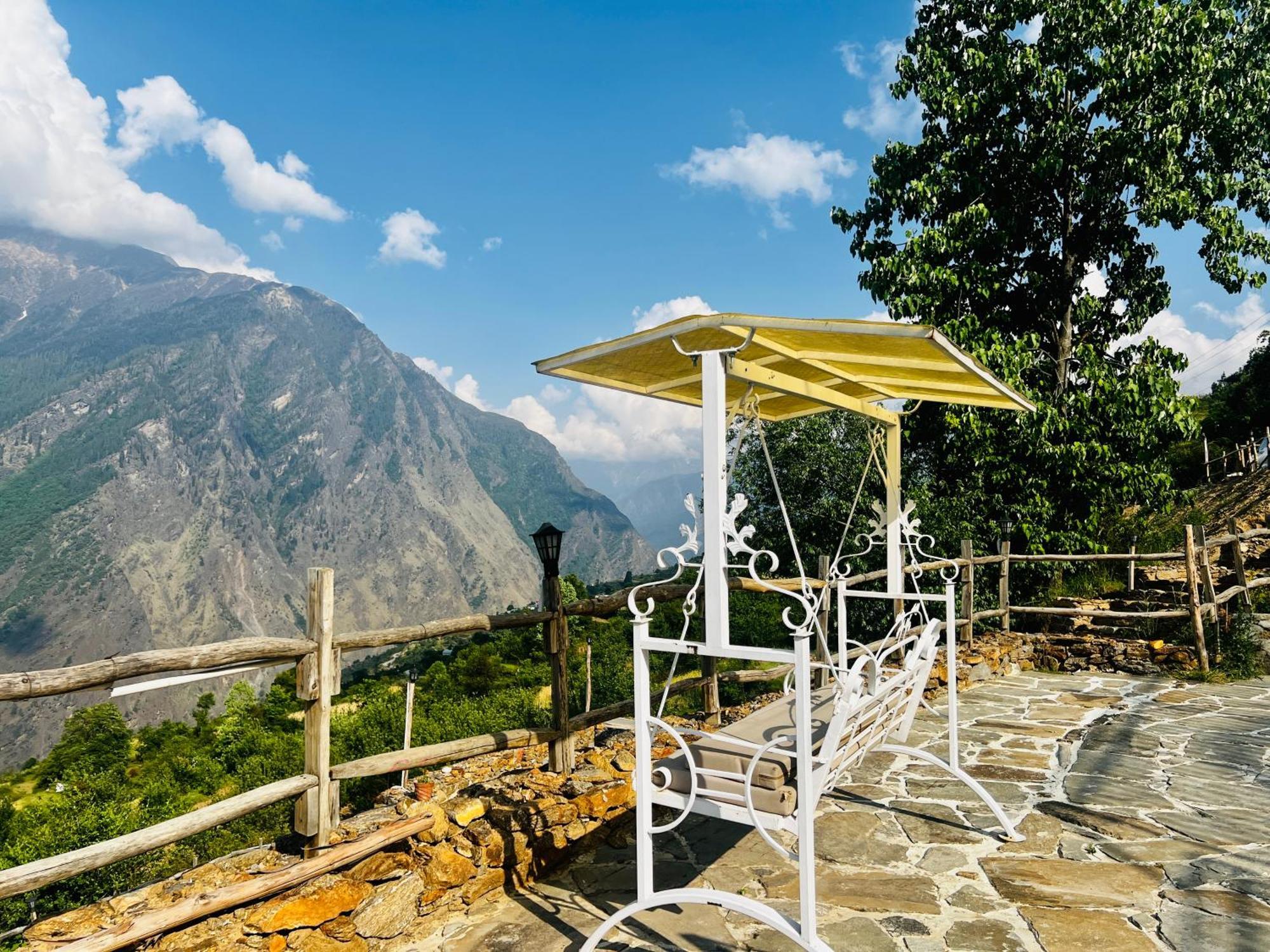 Faraway Cottages, Auli Joshīmath Dış mekan fotoğraf